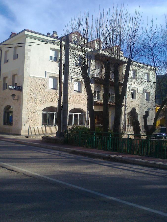Hostal Rural Amador Puente de Vadillos Bagian luar foto